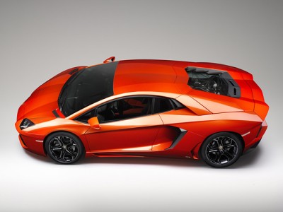 Встречайте - Lamborghini Aventador LP700-4!